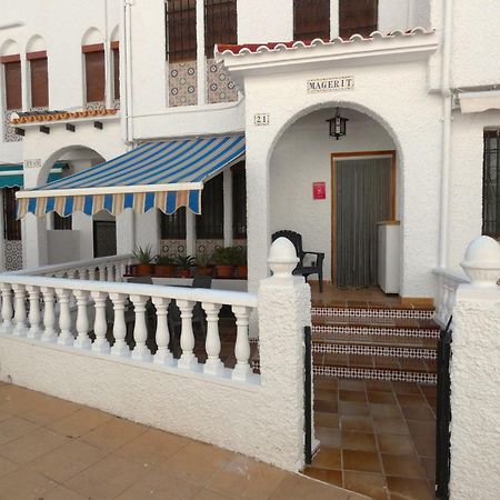 Villa Magerit, Entire Home 5 Minutes Easy Walk To Sandy Beach La Mata  Luaran gambar