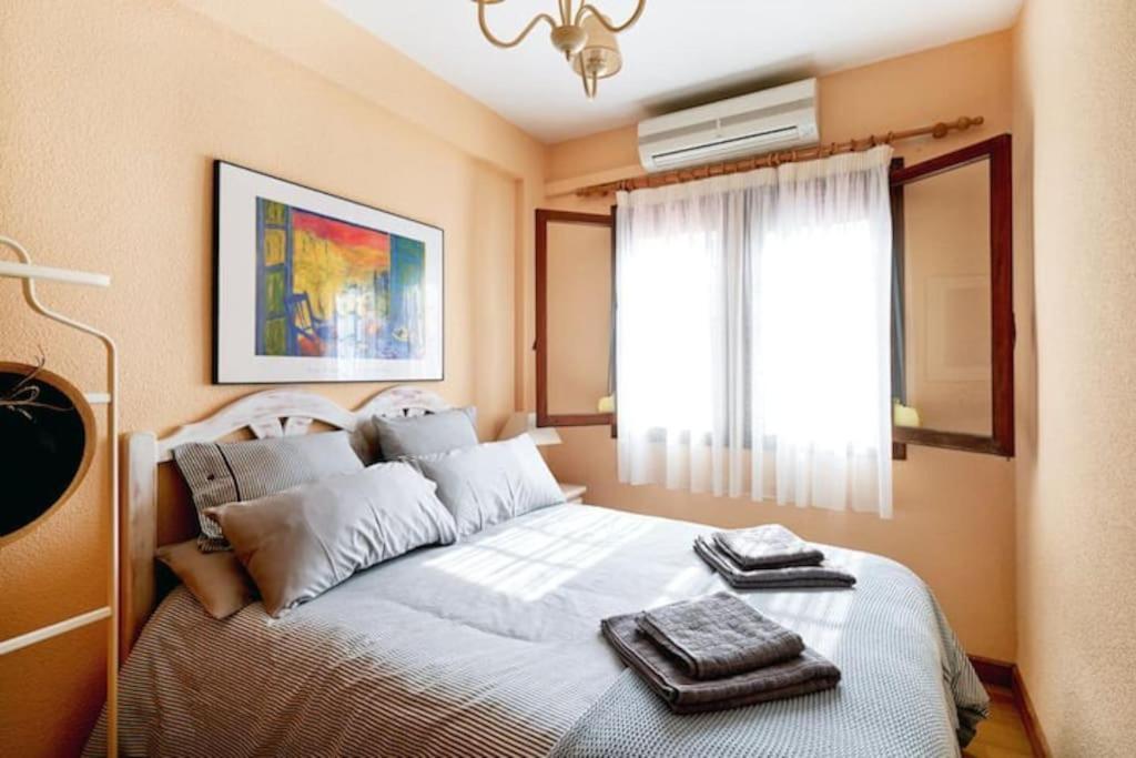 Villa Magerit, Entire Home 5 Minutes Easy Walk To Sandy Beach La Mata  Luaran gambar