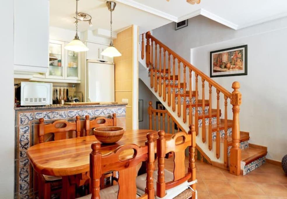 Villa Magerit, Entire Home 5 Minutes Easy Walk To Sandy Beach La Mata  Luaran gambar